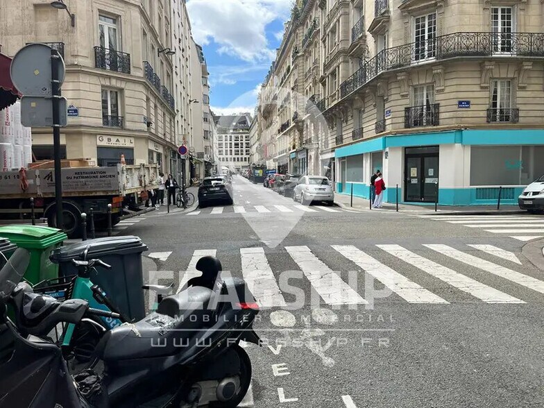 Local commercial dans Paris à louer - Photo de l’immeuble – Image 1 sur 4