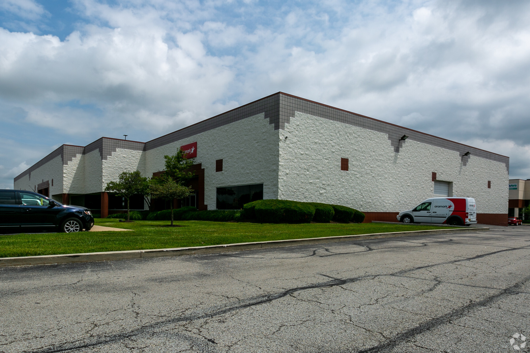 8435 Georgetown Rd, Indianapolis, IN à louer Photo principale– Image 1 sur 5