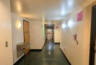 236 Second Ave, New York, NY à louer Photo intérieure– Image 1 sur 1