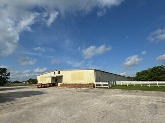 Plus de détails pour 2502 Highway 304, Smithville, TX - Industriel/Logistique à vendre