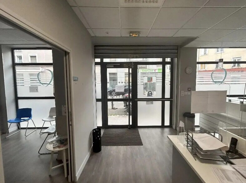 Bureau dans Lyon à louer - Photo de l’immeuble – Image 2 sur 5