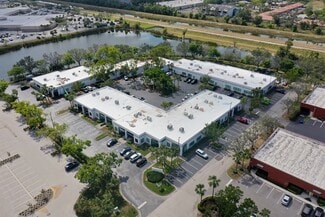 Plus de détails pour 4110 Center Pointe Dr, Fort Myers, FL - Bureau à louer