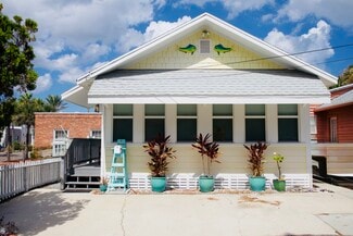 Plus de détails pour 118 Hall Pl, Neptune Beach, FL - Local d’activités à vendre
