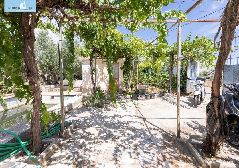 Terrain dans La Zubia à vendre - Photo de l’immeuble – Image 3 sur 32