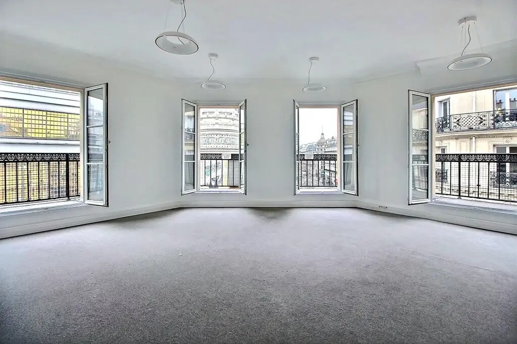 1 Bis Rue Du Havre, Paris à louer Photo intérieure– Image 1 sur 6