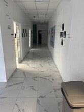 6303-6343 Miramar Pky, Miramar, FL à louer Photo intérieure– Image 1 sur 17