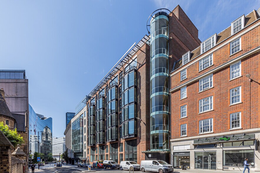 6-10 St Andrew St, Londres à louer - Photo de l’immeuble – Image 3 sur 11