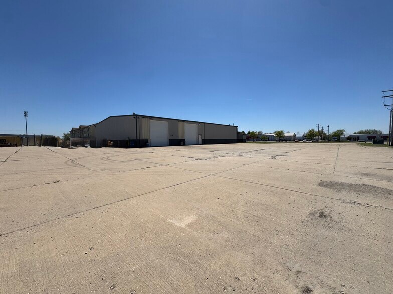 200 W Stevenson Rd, Ottawa, IL à louer - Autre – Image 1 sur 6