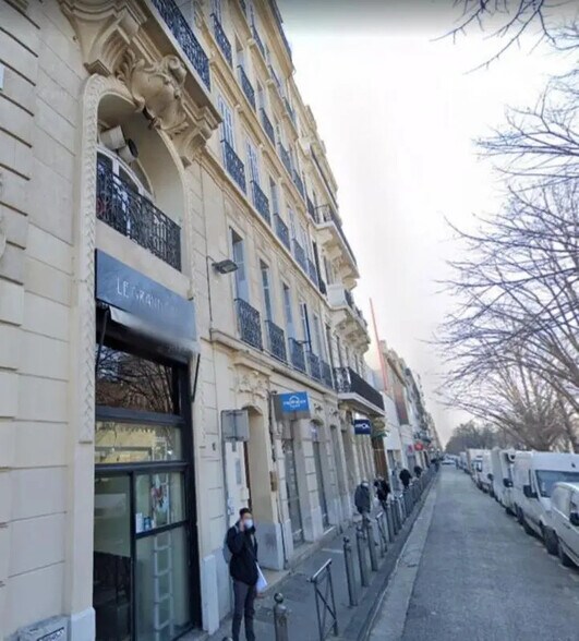 Bureau dans Marseille à louer - Photo de l’immeuble – Image 2 sur 8