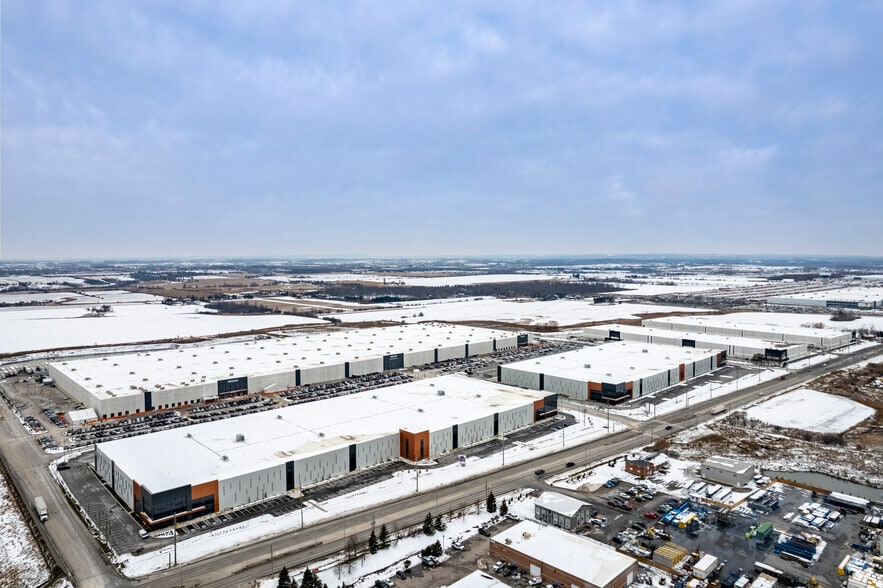 12714 Coleraine Dr, Bolton, ON à louer - Aérien – Image 3 sur 21