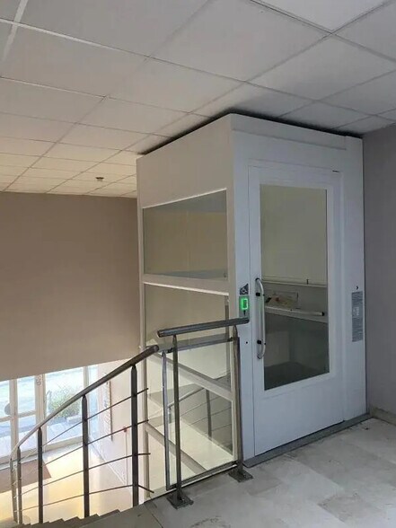 Bureau dans Lattes à louer - Photo intérieure – Image 2 sur 7