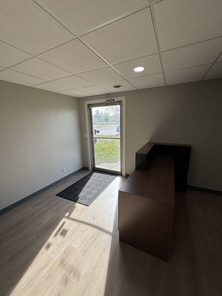 4602 County W 100 N rd, Kokomo, IN à vendre - Photo de l’immeuble – Image 2 sur 14