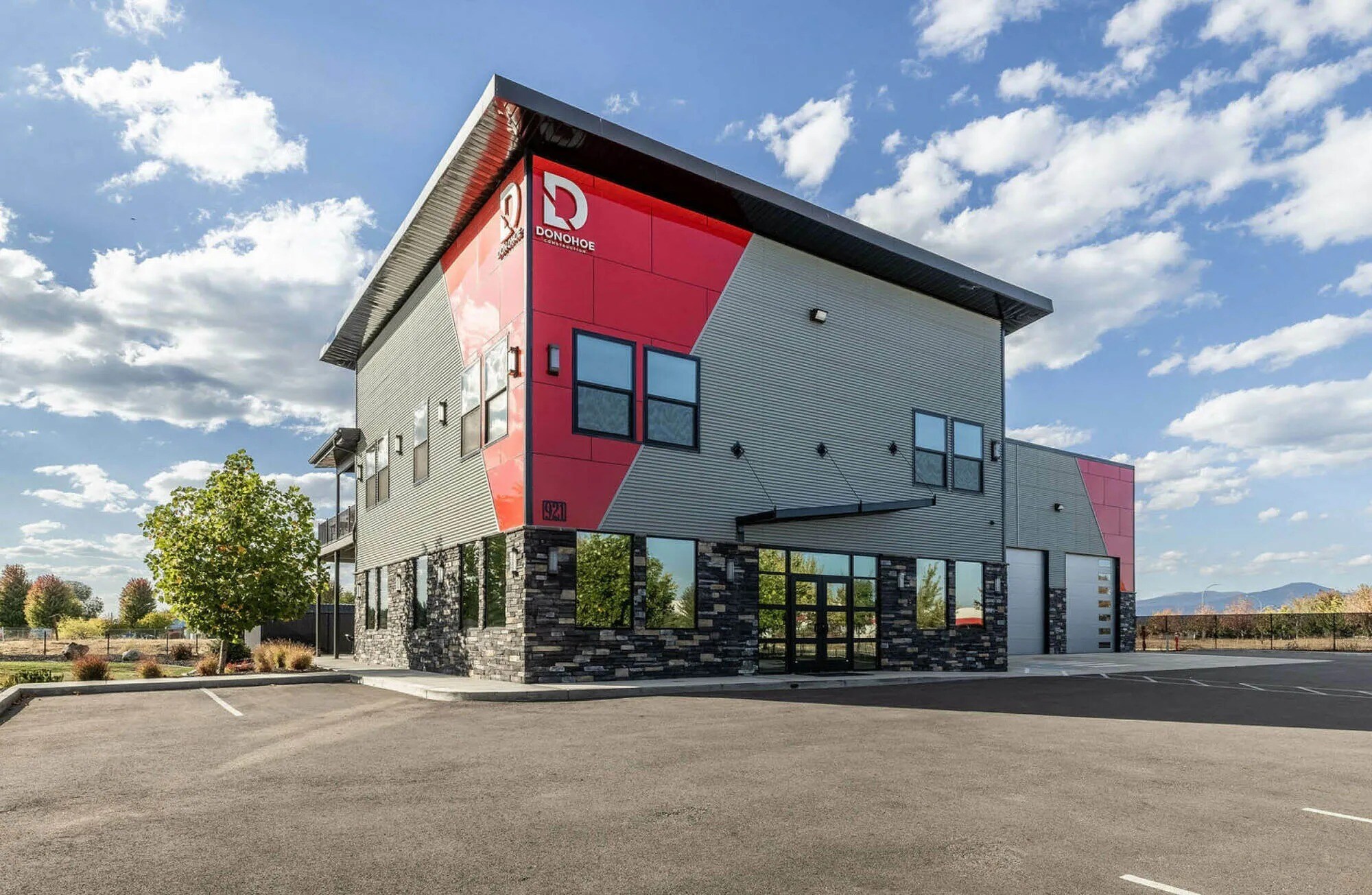 921 N Lean St, Post Falls, ID à vendre Photo de l’immeuble– Image 1 sur 34