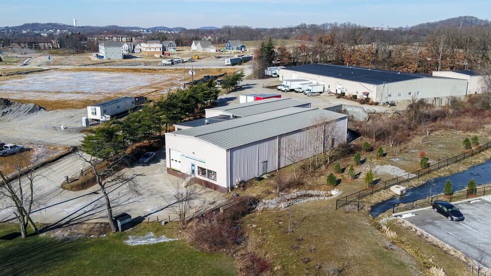 3020 Unionville Rd, Cranberry Township, PA à vendre - Photo de l’immeuble – Image 3 sur 9