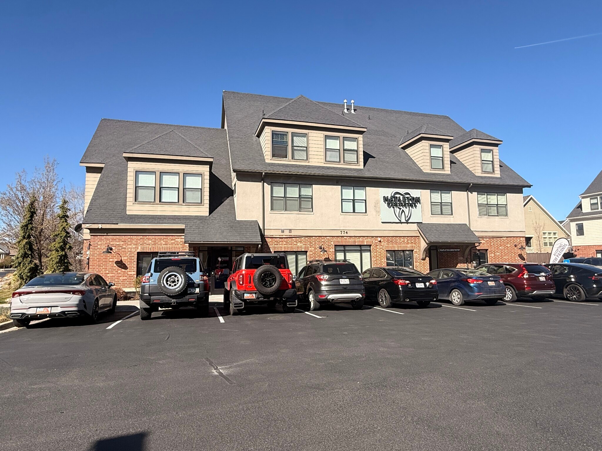 726 S 1600 W, Mapleton, UT à louer Photo principale– Image 1 sur 2