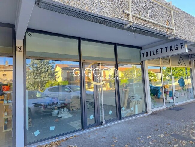 Plus de détails pour Local commercial à louer