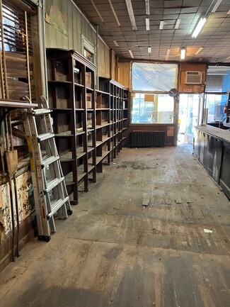 Plus de détails pour 2045 Richmond Ter, Staten Island, NY - Local commercial à louer
