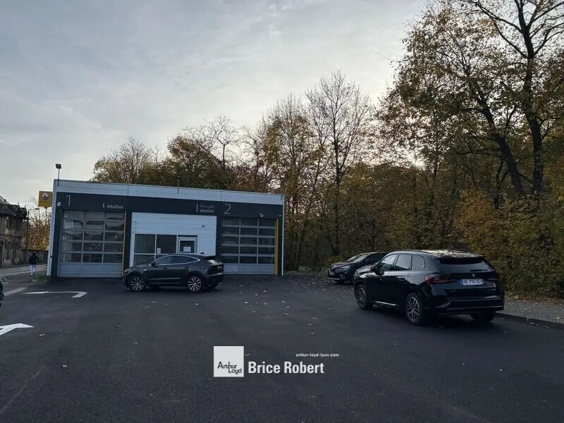 Local commercial dans Sainte-Foy-lès-Lyon à louer Photo de l’immeuble– Image 1 sur 7