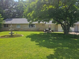 Plus de détails pour 2723 N Walnut St, Bloomington, IN - Bureau à vendre