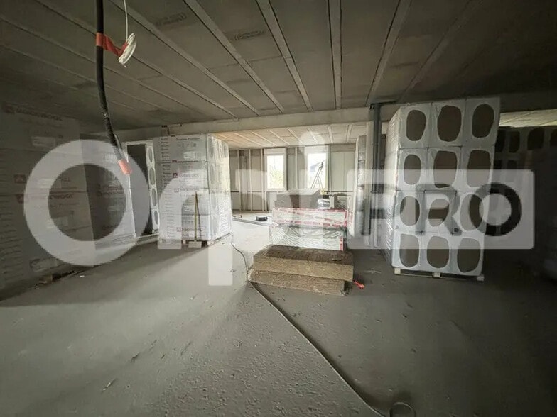 Local commercial dans Compiègne à louer - Photo de l’immeuble – Image 3 sur 6