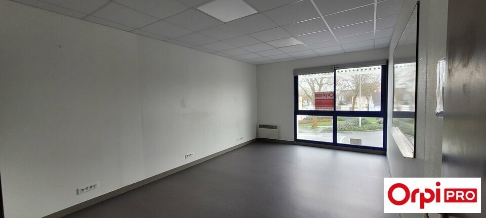 Bureau dans Saint-Brieuc à vendre - Photo intérieure – Image 2 sur 14