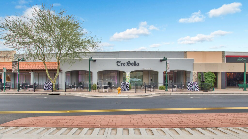 113-119 W Main St, Mesa, AZ à louer Photo de l’immeuble– Image 1 sur 2