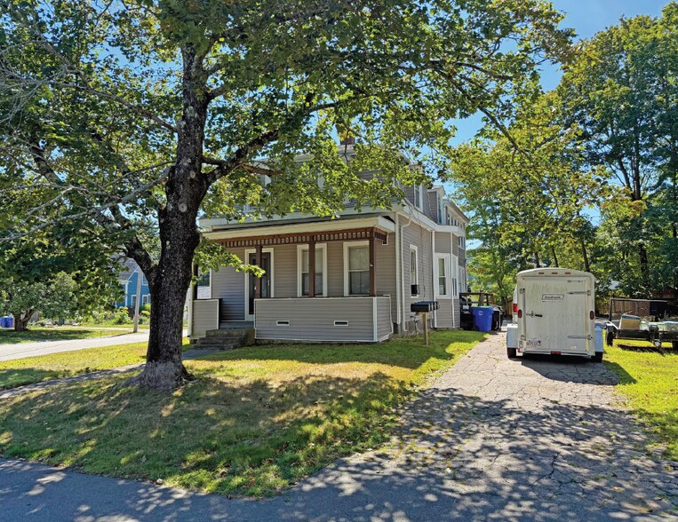 83 Summit St, Rockland, MA à vendre - Photo de l’immeuble – Image 2 sur 11