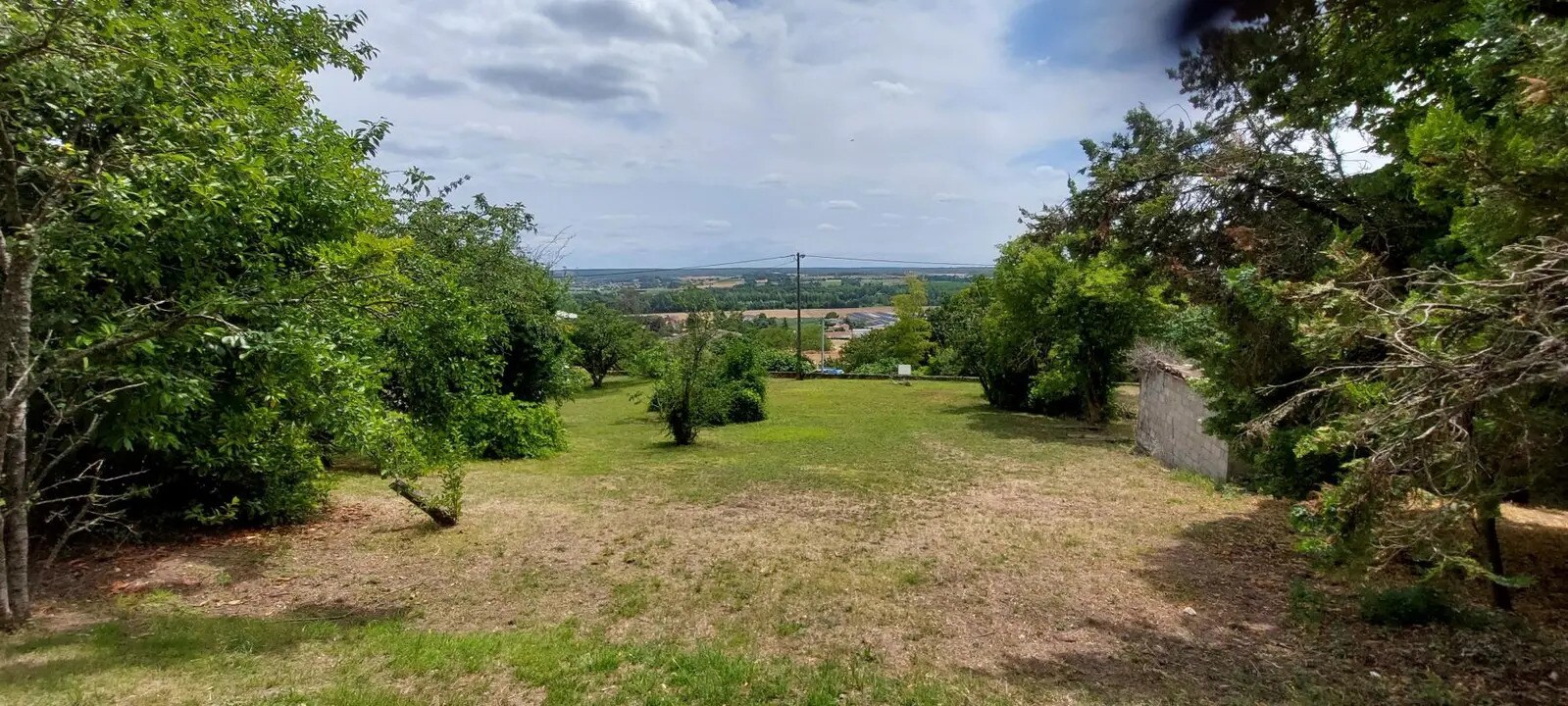 Terrain dans BEAUMONT à vendre Photo de l’immeuble– Image 1 sur 5