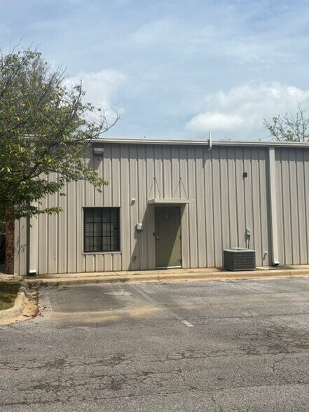 2803 Greystone Commercial Blvd, Birmingham, AL à vendre - Photo de l’immeuble – Image 2 sur 7