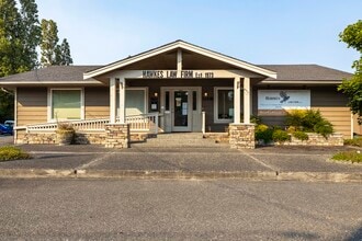 19944 Ballinger Way NE, Shoreline, WA à louer Photo de l’immeuble– Image 2 sur 4