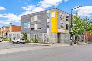 Plus de détails pour 290-304 Rue Chabanel O, Montréal, QC - Local commercial à louer