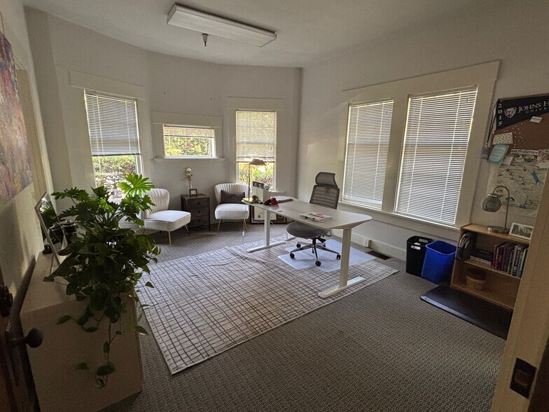 1303 Jefferson St, Napa, CA à louer - Photo intérieure – Image 3 sur 11