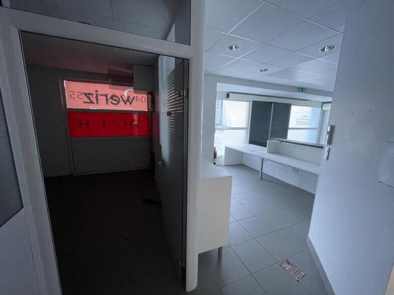 Bureau dans Aubagne à vendre - Photo intérieure – Image 3 sur 10