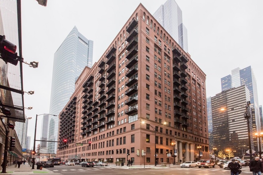 440 W Randolph St, Chicago, IL à vendre - Photo principale – Image 1 sur 8