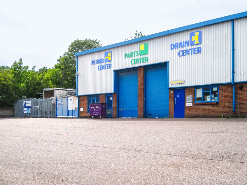 Bessemer Dr, Stevenage à vendre - Photo principale – Image 1 sur 1