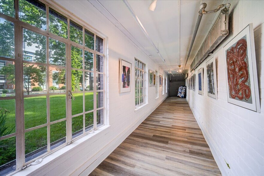 75 Grand St, Newburgh, NY à vendre - Photo intérieure – Image 3 sur 4