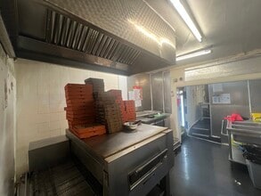 280 Barking Rd, Londres à louer Photo intérieure– Image 2 sur 6