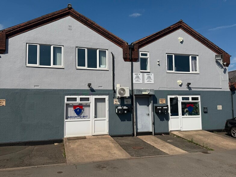Corngreaves Rd, Cradley Heath à louer - Photo de l’immeuble – Image 3 sur 7