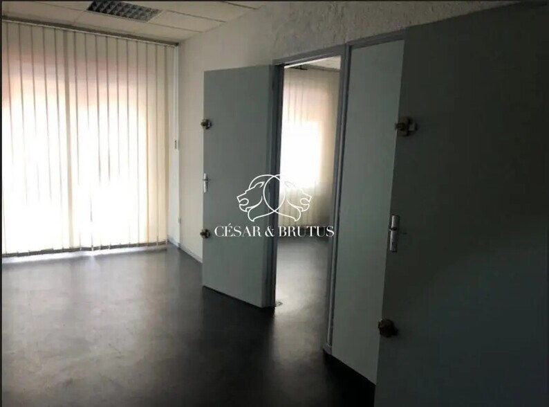 Local commercial dans Lyon à louer - Photo intérieure – Image 3 sur 10