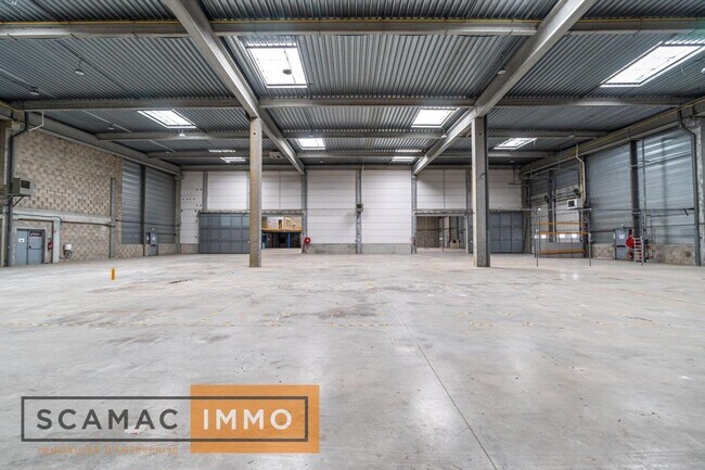 Plus de détails pour Industriel/Logistique à louer