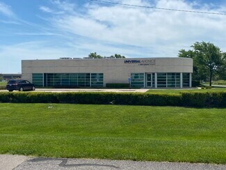 Plus de détails pour 3815 S Midco St, Wichita, KS - Bureau à vendre