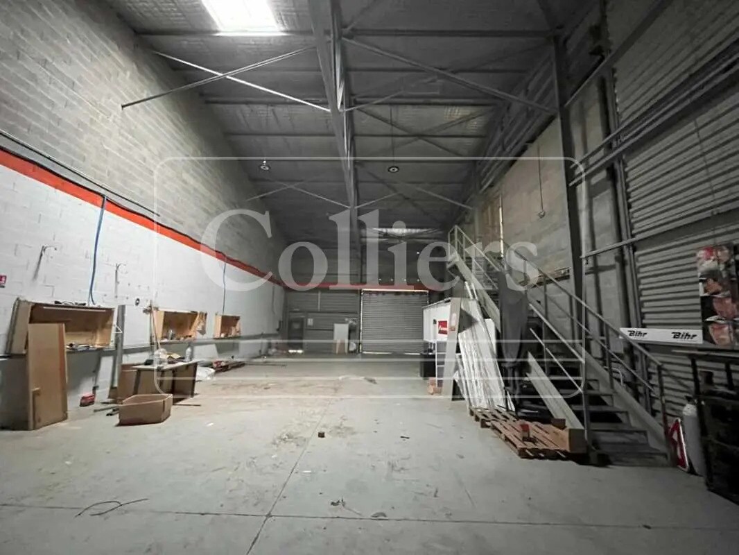 Local d’activités dans Gémenos à louer Photo intérieure– Image 1 sur 6