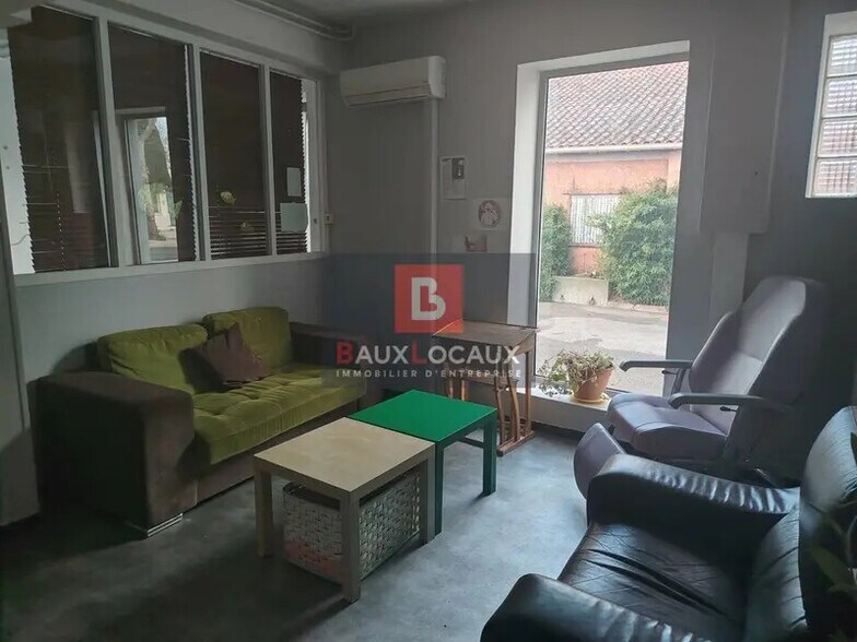 Bureau dans Salon-de-Provence à louer - Photo intérieure – Image 2 sur 5