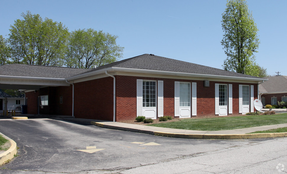 1011 N Main St, Lapel, IN à vendre - Photo de l’immeuble – Image 3 sur 3