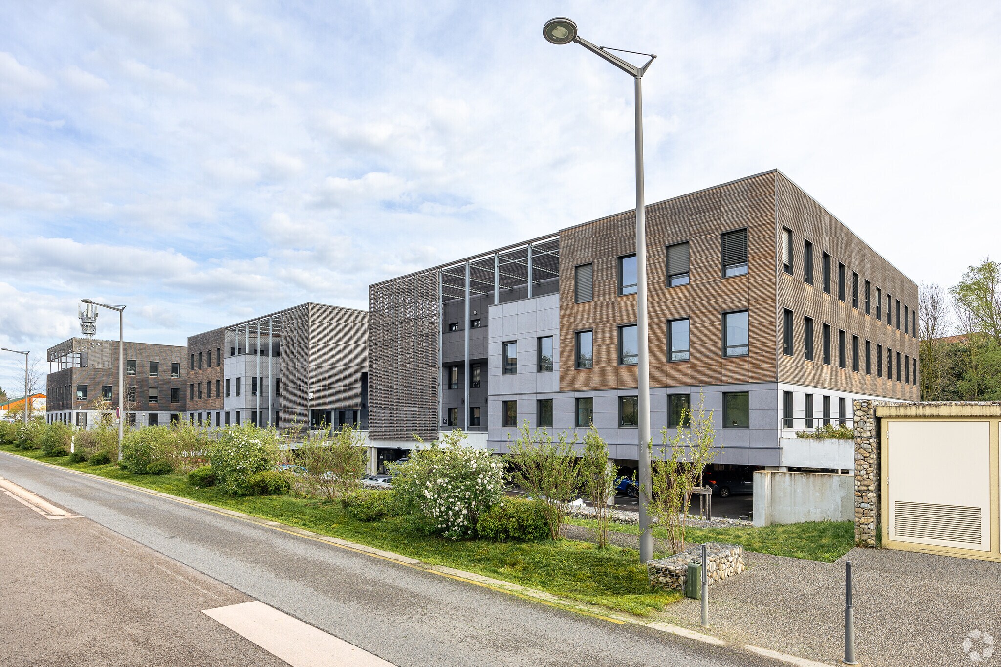 Bureau dans Limonest à vendre Photo de l’immeuble– Image 1 sur 3