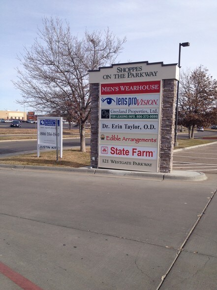 121 Westgate Pky, Amarillo, TX à louer - Photo de l’immeuble – Image 2 sur 12