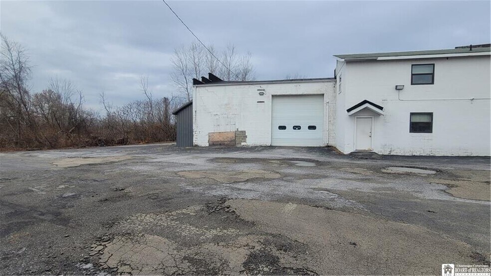 2211 Washington St, Jamestown, NY à vendre - Photo de l’immeuble – Image 2 sur 14