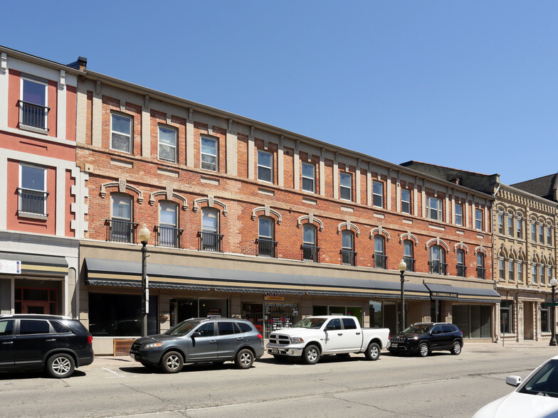 130-134 Dalhousie St, Brantford, ON à vendre - Photo de l’immeuble – Image 2 sur 4