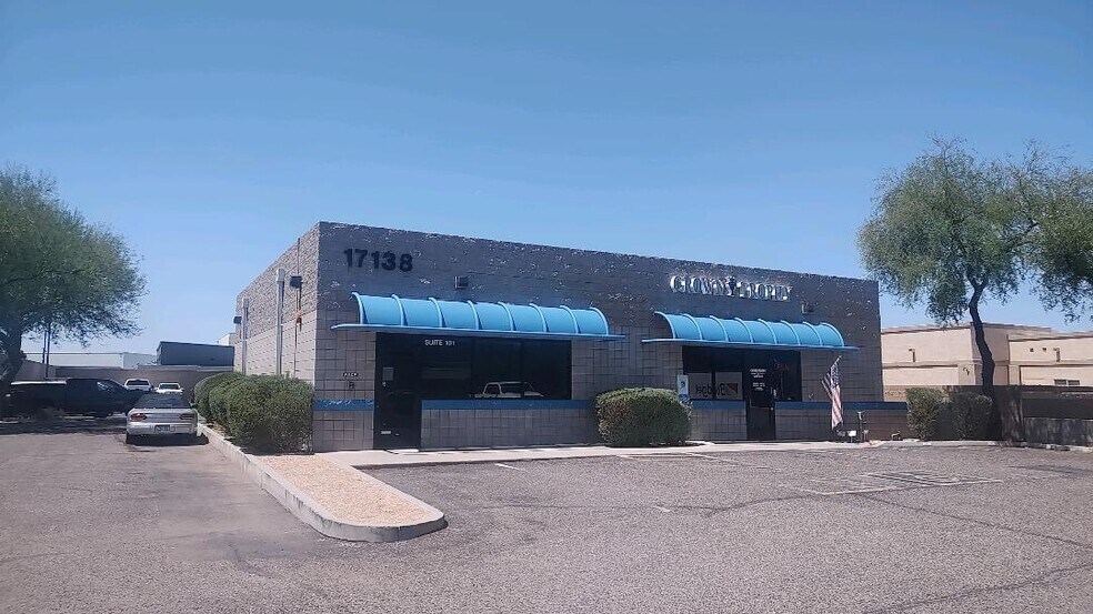 17138 N 134th Dr, Surprise, AZ à louer - Photo de l’immeuble – Image 1 sur 6