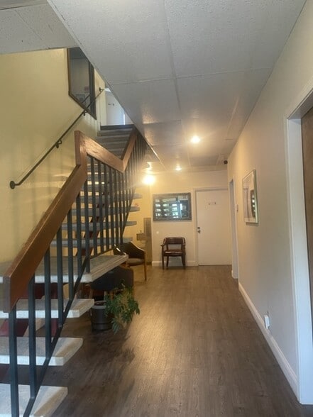 15750 Winchester Blvd, Los Gatos, CA à louer - Photo intérieure – Image 3 sur 21